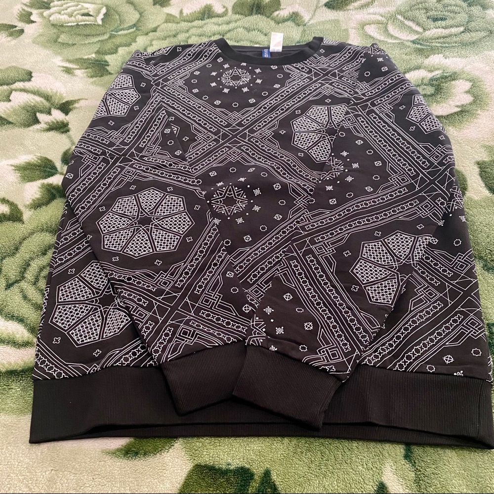 Black H&M Sweat top